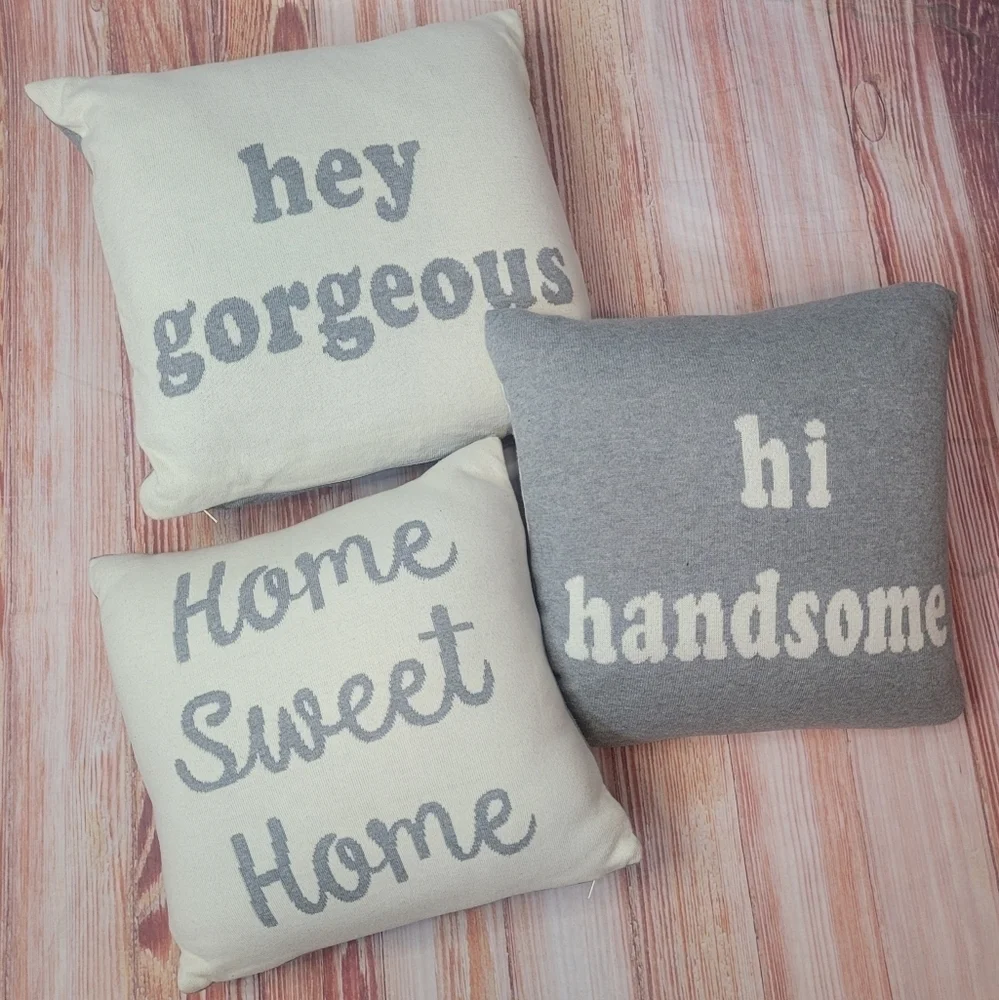 Set of 3 Throw Pillows
